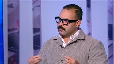 أحمد فارس: 
