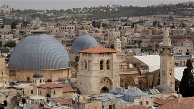 القاهرة الإخبارية: إغلاق المسجد الأقصى وسط استمرار الرشقات الصاروخية