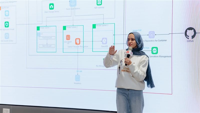 تكريم الطالبة ابرام