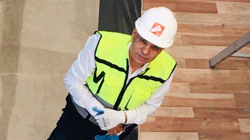 الدكتور عيسىى زيدان