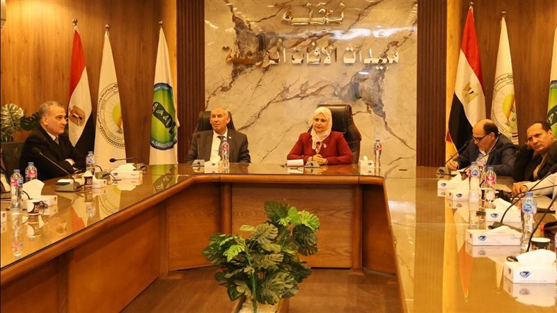 لجنة مبيدات الآفات