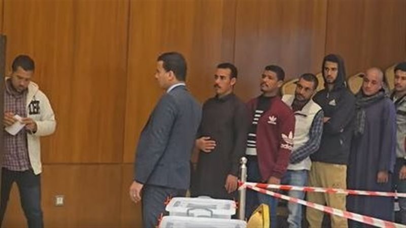 إقبال كبير للجالية