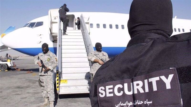 إيران 