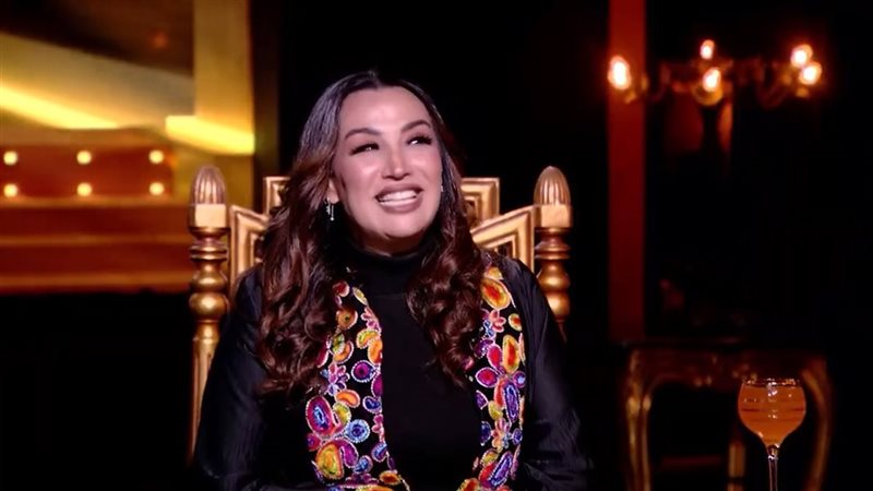 الفنانة صفاء جلال
