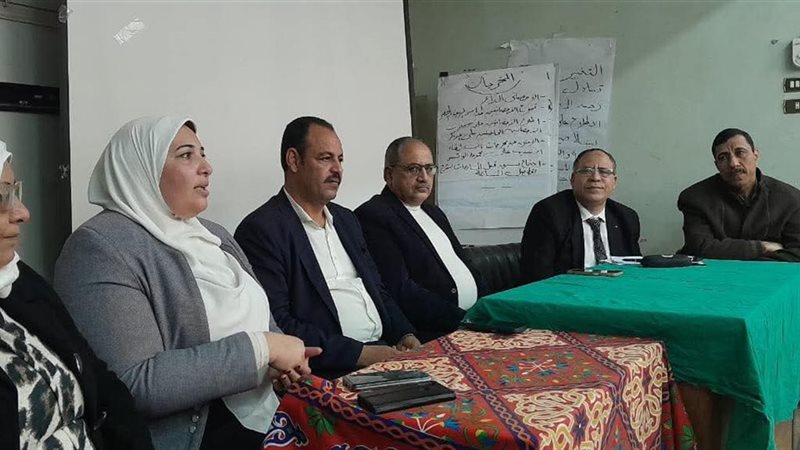 جانب من اللقاء بمركز