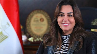 وزيرة التنمية المحلية والمحافظ يفتتحان مركز الإسماعيلية التجاري