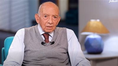 محمد غنيم يكشف كواليس زواجه من ممرضة إنجليزية في «باب الخلق»