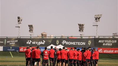 فحوصات طبية لنجم الأهلي لتحديد موقفه من مباراة المصرية للاتصالات 