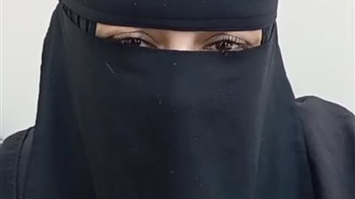 سيدة بالبحيرة تستغيث بعد ابتزازها إلكترونيًا: بيتي اتخرب وحياتي اتدمرت