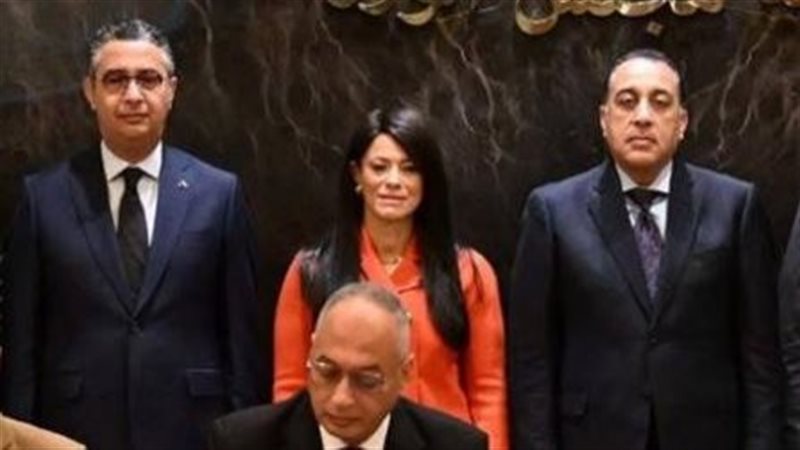 وزير التموين 