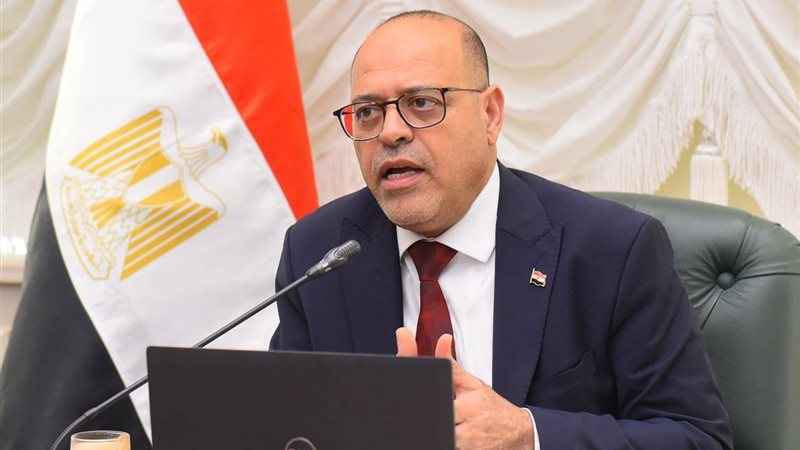 وزير العمل 