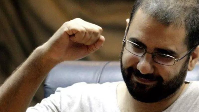 علاء عبد الفتاح 