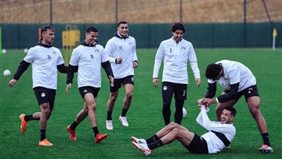 حسام حسن يدرس استبعاد تريزيجيه ومروان عطية من مباراة أنجولا