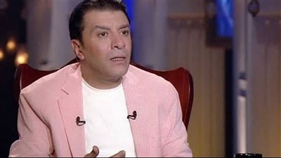 مصطفى كامل يعلق على ظهور زياد ظاظا بملابس غريبة: موصلنيش الموضوع دا