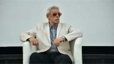 لميس الحديدي تنعي داوود عبد السيد وتصفه بالمخرج الذي لا يعوض