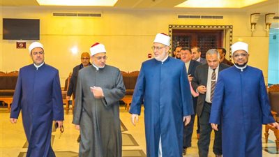 قيادات الأزهر يتفقَّدون انطلاق اختبارات المرحلة الثالثة والأخيرة للابتعاث 