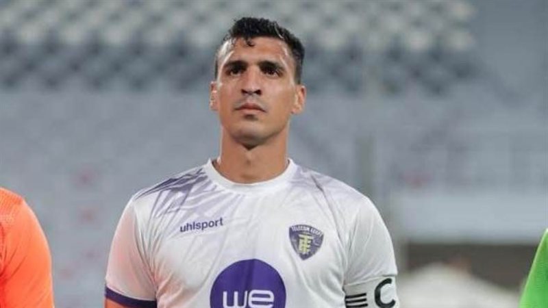 مصطفى فوزي لاعب فريق