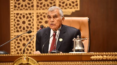 رئيس مجلس الشيوخ يهنئ الرئيس السيسي بمناسبة العام الميلادي الجديد