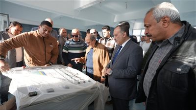 محافظ أسيوط ورئيس الشركة القابضة يتفقدان توسعات محطة مرشحة أبوتيج