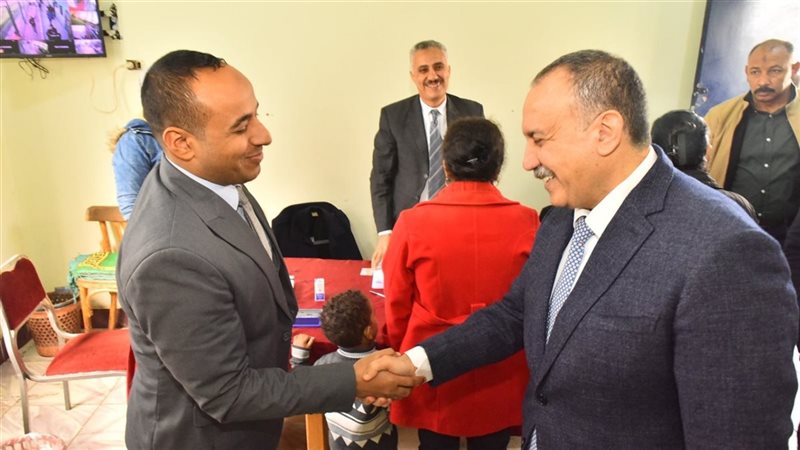 محافظ أسيوط 
