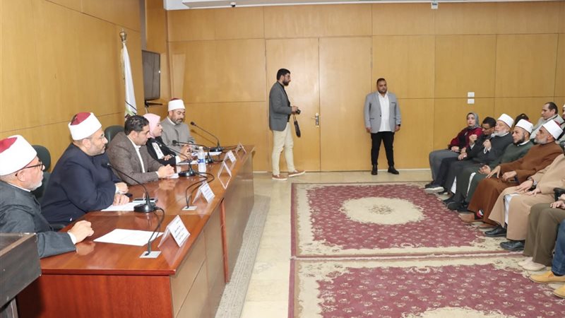 جانب من إطلاق المبادرة