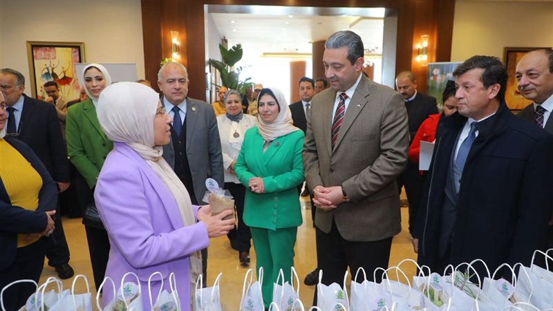 محافظ دمياط يتفقد