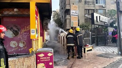 السيطرة على حريق داخل محل آيس كريم في مدينة نصر بالقاهرة.. صور