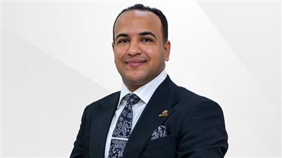 الصحفي وسيم كمال عثمان يهنئ الشعب المصري بالعام الميلادي الجديد