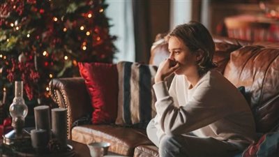 لماذ  نصاب بالاكتئاب خلال أعياد الميلاد و رأس السنة؟