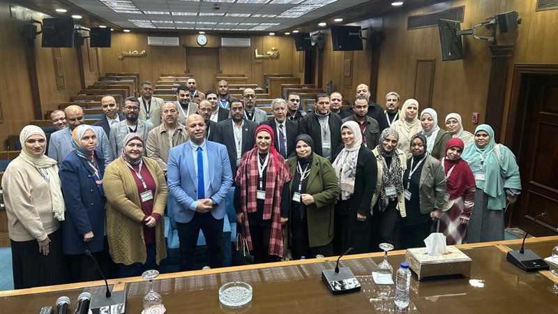 على هامش برنامج الكوادر