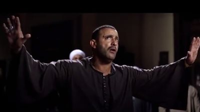 أحمد السقا يكشف كواليس جملته الشهيرة «من النهارده مافيش حكومة.. أنا الحكومة»