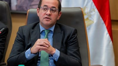 «المالية» توفر 4 مليارات جنيه لرفع سعر توريد إردب القمح