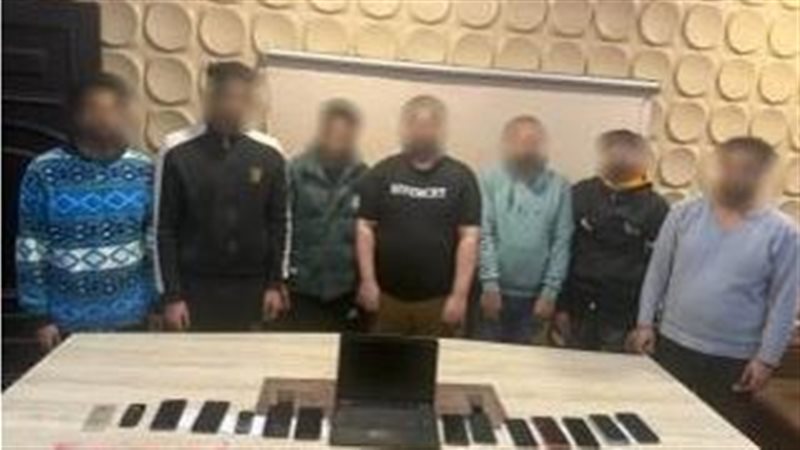 المتهمين 