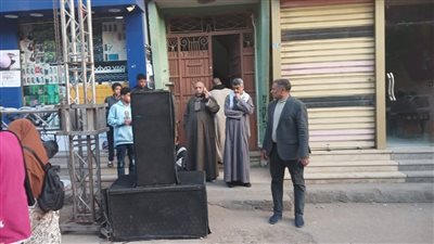 رئيس محلية قوص يقود حملة مكبرة لرفع إلاشغالات بطريق الجمهورية بأسيوط