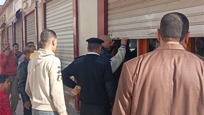 انتشار المقاهي المخالفة وإشغالات الطريق صداع في دماغ أهالي  كفر الدوار