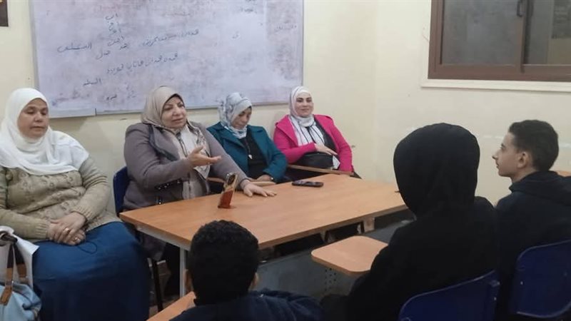 جانب من الندوة 