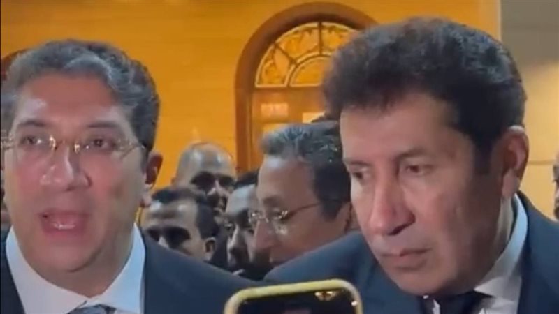 هاني رمزي في عزاء