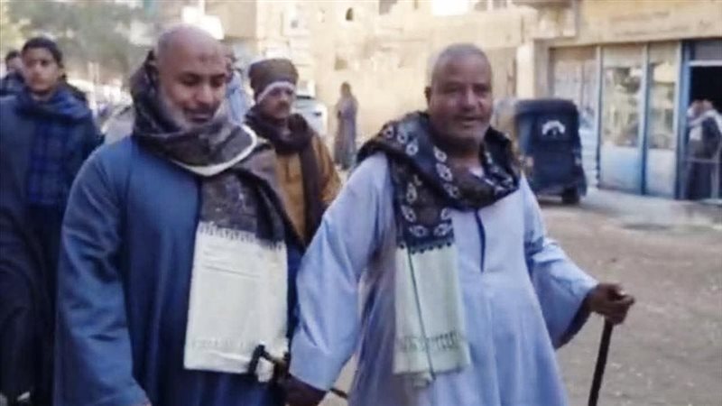 إقبالا كبيرا بسوهاج