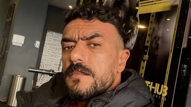 الفنان أحمد العوضي
