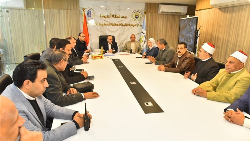 صورة المحافظ 
