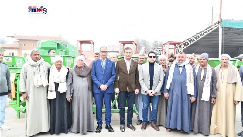 محافظ الفيوم ووزير