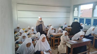 انطلاق امتحانات الفصل الدراسي الأول بالمعاهد الأزهرية في سوهاج
