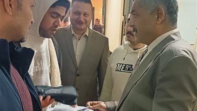 مصدر رزق وفرص محترمة ..تسليم عقود لشباب بنى سويف للعمل بالاردن 