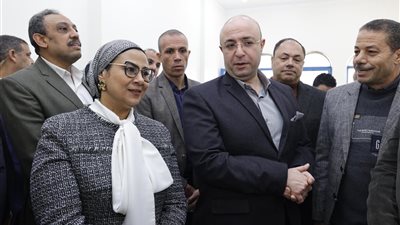 المستشارة أمل عمار تشهد افتتاح مركز ميدوم لتنمية المهارات التراثية  