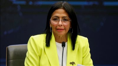 «أ ف ب»: رئيسة فنزويلا المؤقتة تؤسس لجنة للمطالبة بالإفراج عن مادورو وزوجته