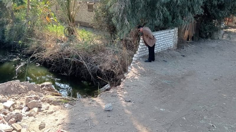 انهيار سور 