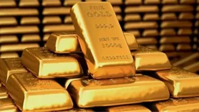 مع استمرار ارتفاع الأسعار.. هل أصبح الاستثمار بالذهب خيارًا آمنًا للمستثمرين؟