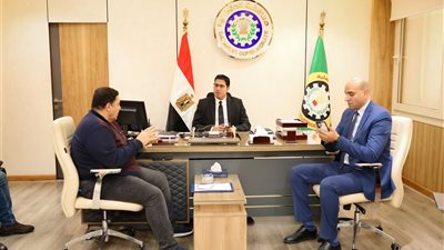 نائب محافظ الدقهلية يعقد اجتماعا لمتابعة دعم منظومة التحول الرقمي