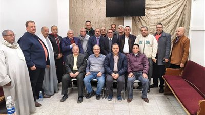 حزب حماة الوطن بمركز ناصر يزور الكنيسة الخمسينية لتقديم التهنئة