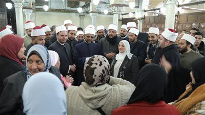 أمين (البحوث الإسلامية) يتفقَّد فعاليات تأهيل وعاظ الأزهر على لغة الإشارة